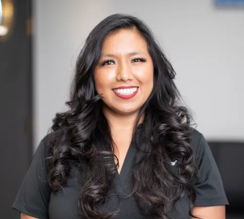Estefany, Front Desk Admin